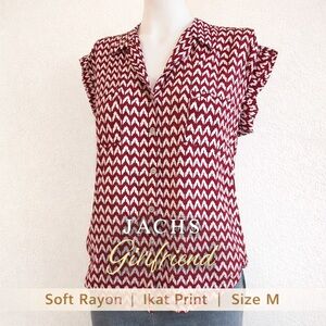 JACHS Girlfriend Red & White Ikat Print Button-Front Blouse – Size M